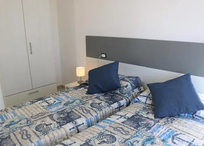 Aurora ביביונה